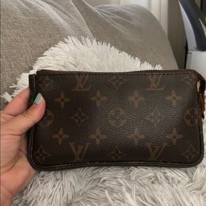 Louis Vuitton pouch vintage